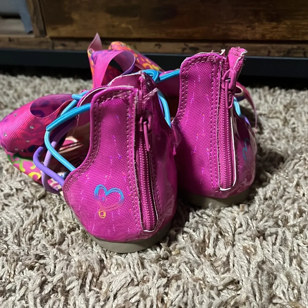 Nickelodeon Jojo Siwa Bow Rainbow Gladiator Sandal Size 1